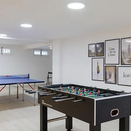 The Urban Mansion By Fidalsa Villa