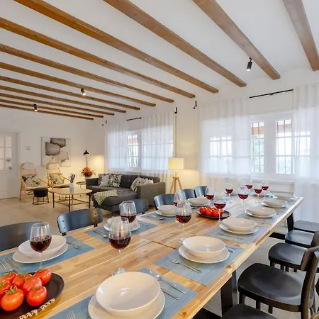 Villa The Urban Mansion By Fidalsa Alicante