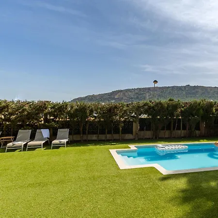 Villa The Urban Mansion By Fidalsa *